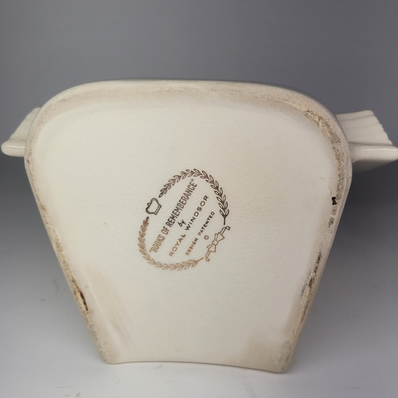 Vintage 1950s Royal Windsor Ceramic Planter Books of Remembrance Happy Birthday - Picture 9 of 9